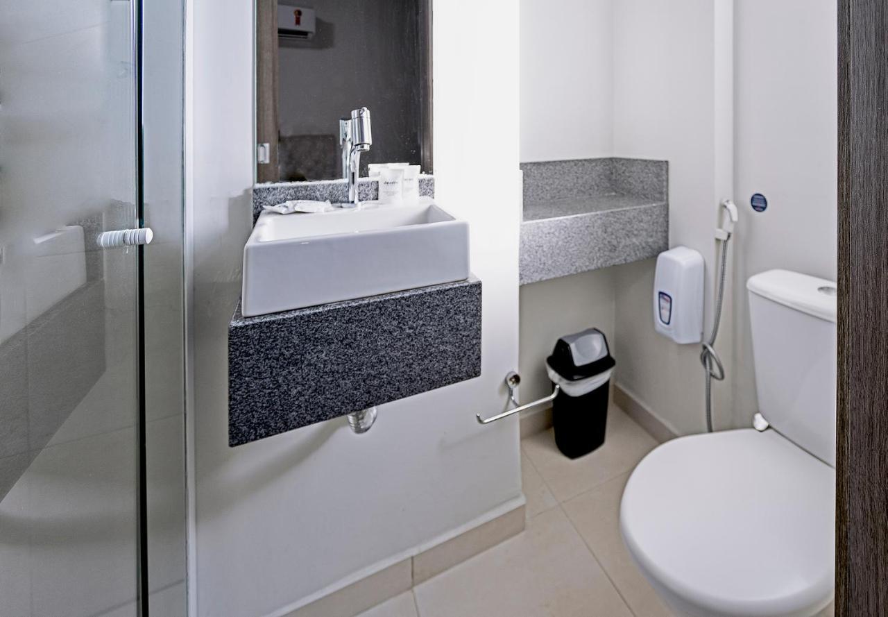 Hotel Valerim Itajai / Navegantes Luaran gambar