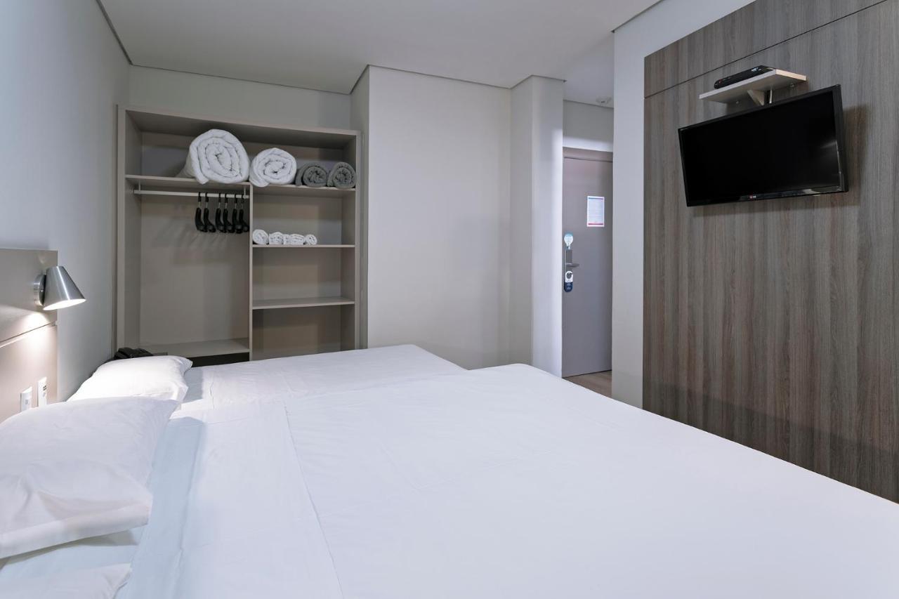 Hotel Valerim Itajai / Navegantes Luaran gambar