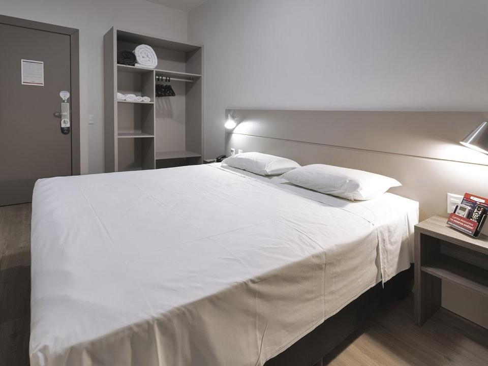 Hotel Valerim Itajai / Navegantes Luaran gambar