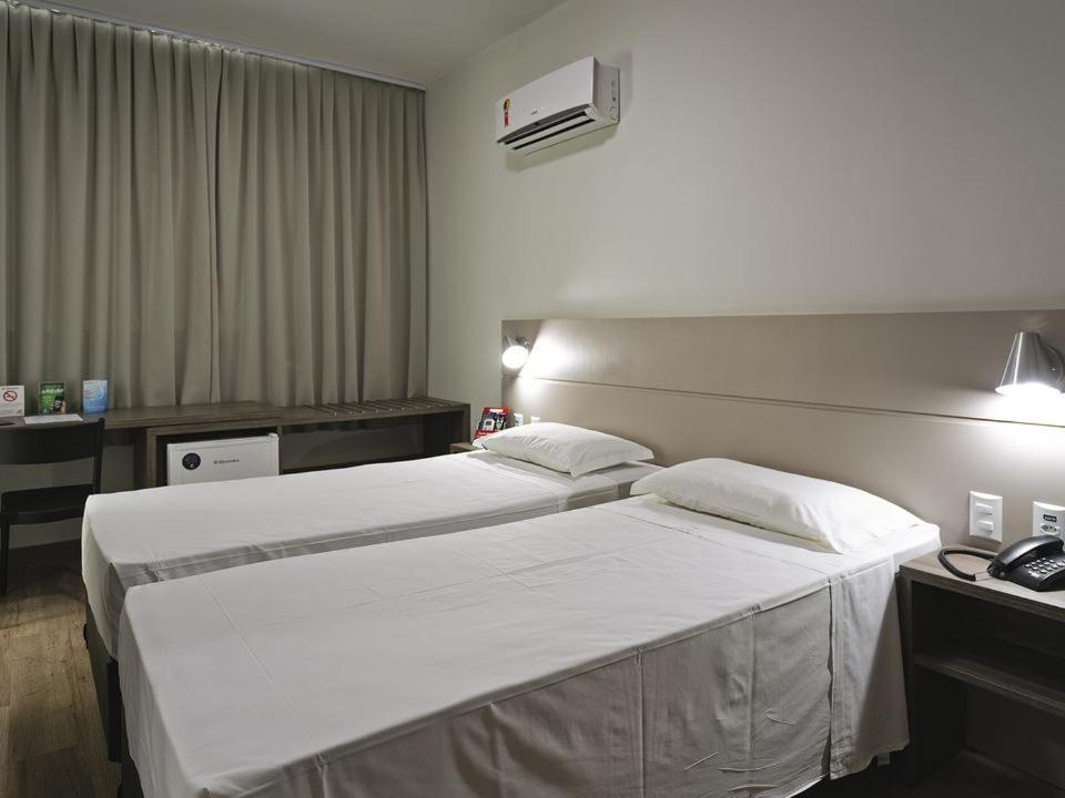 Hotel Valerim Itajai / Navegantes Luaran gambar
