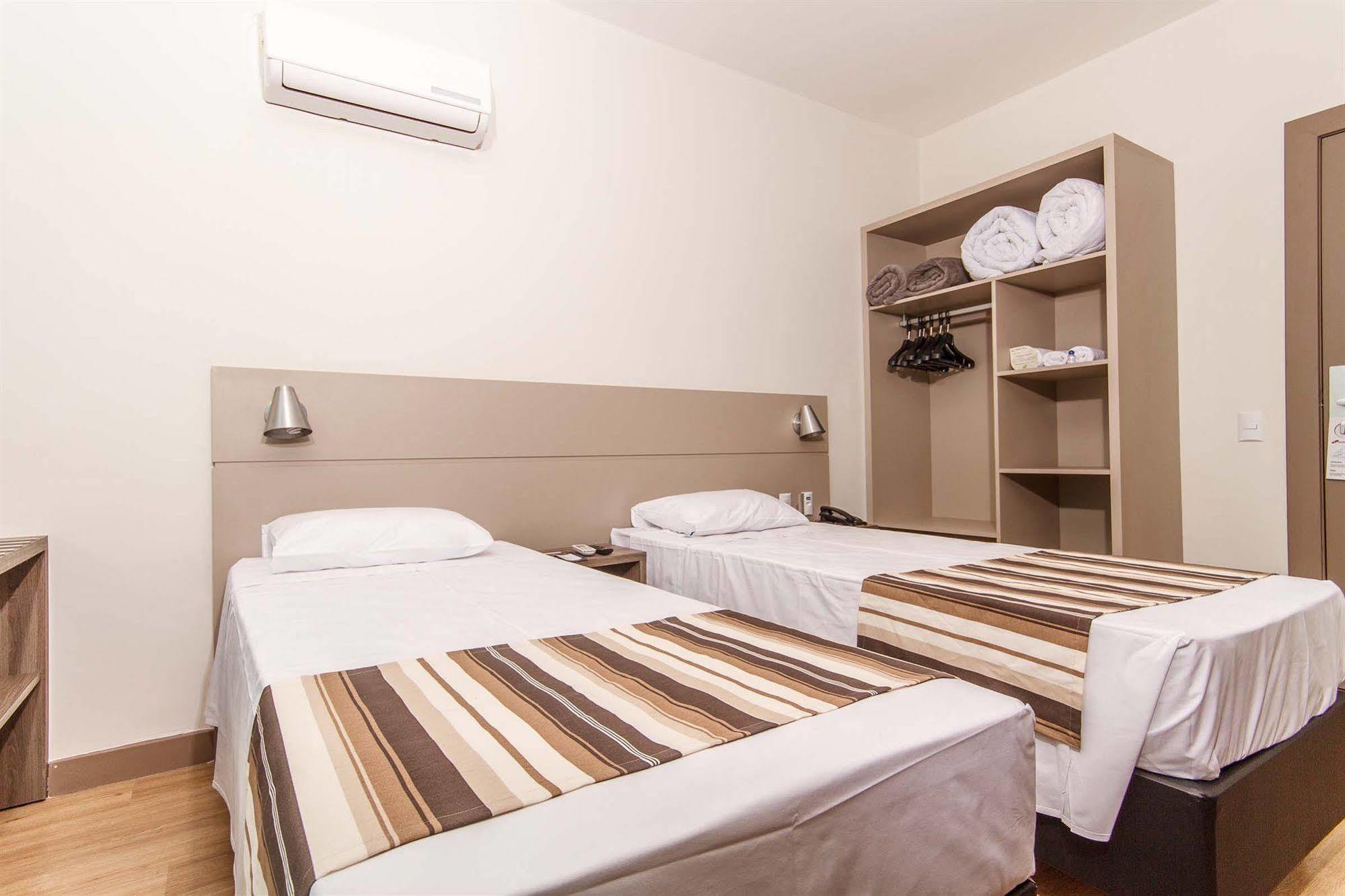 Hotel Valerim Itajai / Navegantes Luaran gambar