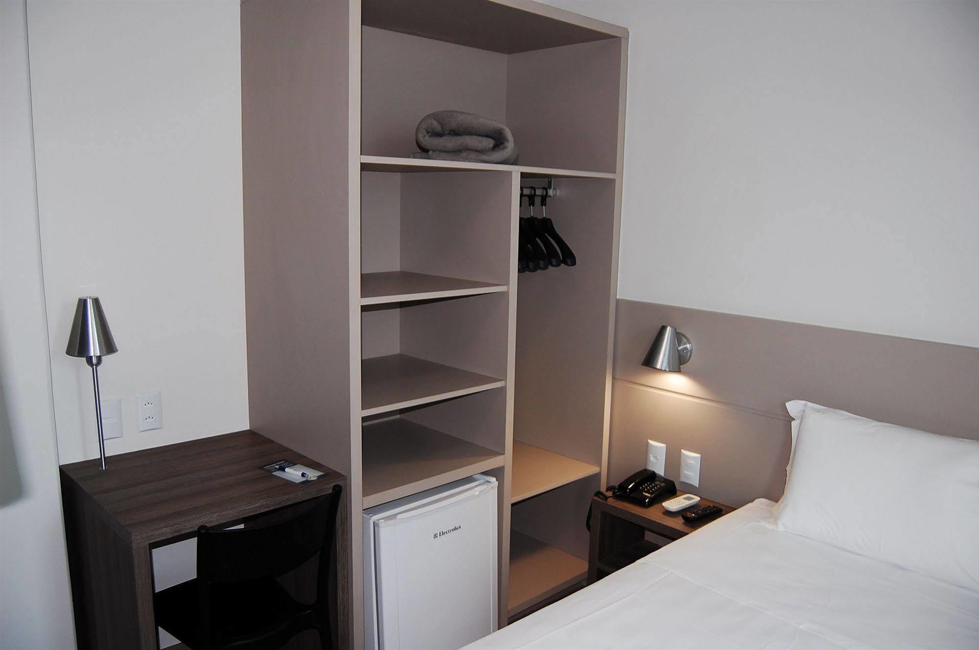 Hotel Valerim Itajai / Navegantes Luaran gambar